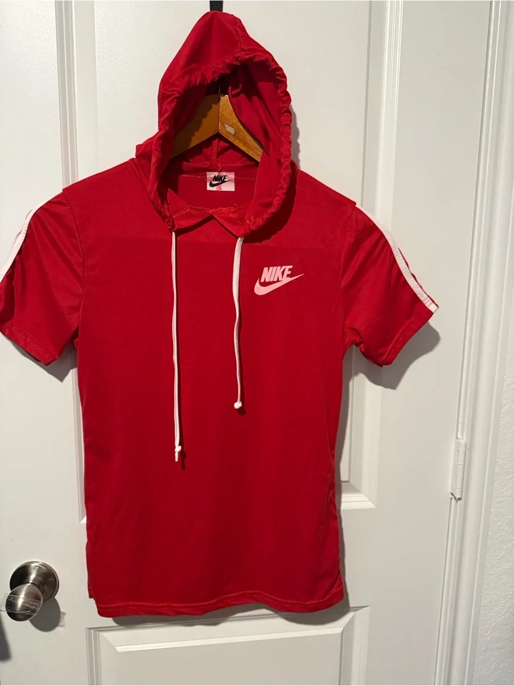 Nike Red Hooded Short Sleeve Athletic Tee with White Accents Size L